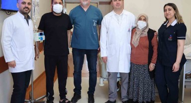 Annenin Bağışladığı Böbrekle Sağlığına Kavuşan Hastanın İyileşme Hikayesi