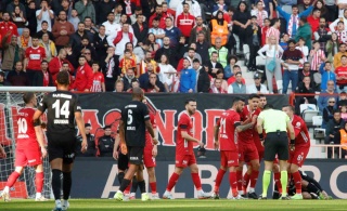 ANTALYASPOR BEŞİKTAŞ MAÇINDA GOL SESLERİ ÇIKMADI