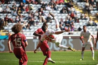 ANTALYASPOR, HATAYSPOR'U DEPLASMANDA MAĞLUP ETTİ