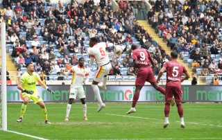 ATAKAŞ HATAYSPOR VE GÖZTEPE BERABERE KALDI