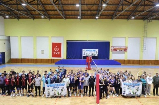 AYDIN GENÇLİK VE SPOR İL MÜDÜRLÜĞÜ YURTLİG VOLEYBOL TURNUVASI HEYECANLA TAMAMLANDI