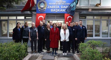 Ayşe Ünlüce, Eskişehir Büyükşehir Belediye Personelini Ziyaret Ettiler