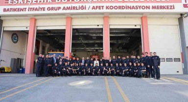 Ayşe Ünlüce, Itfaiye Erlerini Ziyaret Etti ve Başarı Diledi