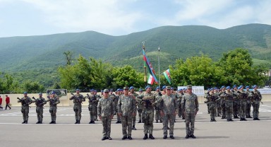 Azerbaycan ve İran, Ortak Askeri Tatbikat Düzenliyor