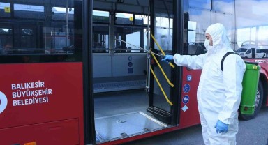 Balıkesir'de Toplu Taşıma Araçları Dezenfekte Ediliyor