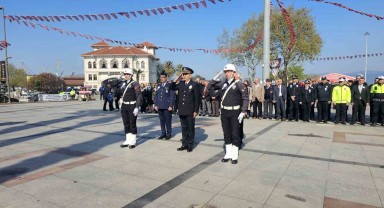 Bandırma'da Türk Polis Teşkilatı'nın 180. Kuruluş Yıldönümü ve 10 Nisan Polis Haftası Coşkulu Bir Törenle Kutlandı