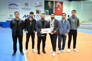 BATTALGAZİ BELEDİYESİ GENÇLİK VE SPOR HİZMETLERİ MÜDÜRLÜĞÜ TARAFINDAN DÜZENLENEN 29 EKİM CUMHURİYET KUPASI FUTSAL TURNUVASI SONUÇLANDI