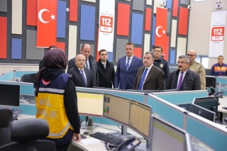 BAYBURT VALİSİ 112 ACİL ÇAĞRI MERKEZİ'Nİ ZİYARET ETTİ