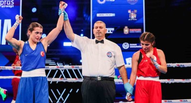 Bronz Madalya Garantisi: Esra Yıldız Kahraman Yarı Finale Yükseldi