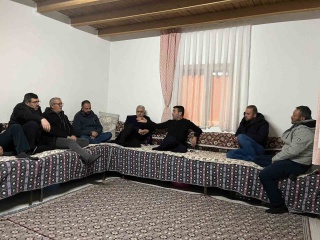 BÜNYAN BELEDİYE BAŞKANI, KAVGA SONUCU YARALANANLARI ZİYARET ETTİ