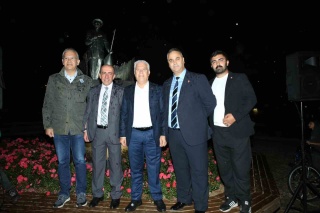 BURSA BÜYÜKŞEHİR BELEDİYESİ AŞIK VEYSEL ANITINI TÖRENLE AÇTI