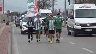 BURSASPOR TARAFTARLARI SEVGİLİLER GÜNÜ'NDE KOŞTU