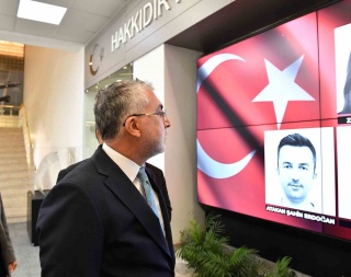 ÇALIŞMA BAKANI VEDAT IŞIKHAN TUSAŞ ÇALIŞANLARINI ZİYARET ETTİ