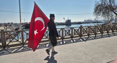 Çanakkale Savaşı Gazisinin Torunu İstanbul'dan Çanakkale'ye Yürüyerek Zaferin 110. Yılında Atalarına Vefa Gösterdi