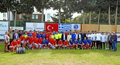 Çeşme Belediyespor, Alaçatıspor ve Ilıcaspor U-16 Takımları Dostluk Maçı Yaptı