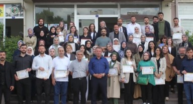 Demirözü'nde Eğitimcilere Onurlandırma