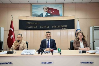 DENİZLİ BÜYÜKŞEHİR BELEDİYE MECLİSİ'NDEN ANNELER VE ÖĞRENCİLERE MÜJDE