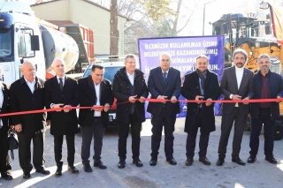 DENİZLİ’DE ÇAMELİ BELEDİYESİ FİLOSUNA 3 YENİ HİZMET ARACI DAHİL ETTİ