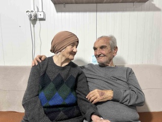 DEPREMDE ENKAZDAN KURTULAN 71 YILLIK EVLİ ÇİFTİN MUTLULUK SIRRI