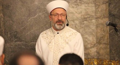 Diyanet İşleri Başkanı Ramazan Ayının İlk Teravih Namazını Konya'da Kıldırdı