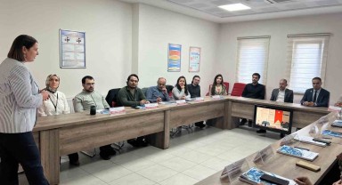 Düzce 112 Acil Çağrı Merkezlerine Tıbbi Acil Çağrı Yönetimi Eğitimi Verildi