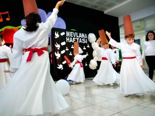DÜZCE BELEDİYESİ ÇOCUK ÜNİVERSİTESİ'NDE MEVLANA HAFTASI ÖZEL PROGRAMI