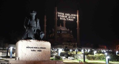 Edirne’de Vatandaşlar Ramazan Ayının İlk Teravih Namazını Kıldı