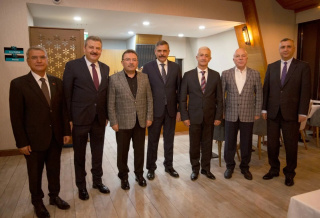ERZURUM KOLORDU KOMUTANI TEVFİK ALGAN’A VEDA YEMEĞİ