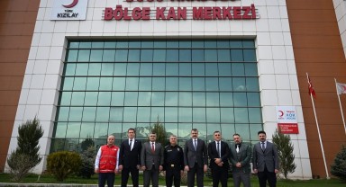 Erzurum Valisi Mustafa Çiftçi, Türk Kızılay Doğu Anadolu Bölge Kan Merkezini Ziyaret Etti
