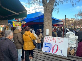 ESKİŞEHİR'DEKİ BALIKÇILARDAN SÜRPRİZ İNDİRİM: HAMSİ FİYATLARI DÜŞTÜ!
