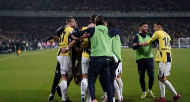Fenerbahçe Trabzonspor'u 4-1 Yendi