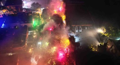 Galatasaray Florya'da Şampiyonluk Kutlamaları Havadan Görüntülendi