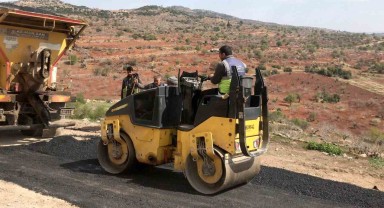 Gaziantep Büyükşehir Belediyesi Yolları Yeniliyor