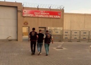 GAZİANTEP’TE FİRARİ ŞAHIS 11 YIL HAPİS CEZASINDAN TUTUKLANDI
