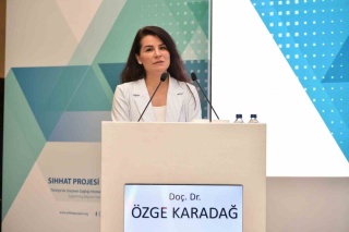 GENÇLERDE HIV RİSKİ ARTIYOR
