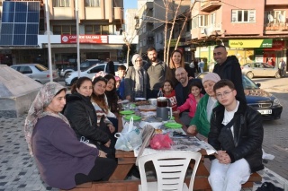 GERMENCİK BELEDİYE BAŞKANI KADIN VATANDAŞLARLA PARKTA BULUŞTU