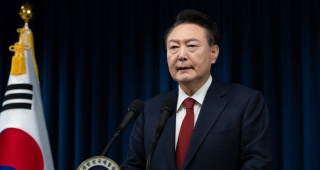 GÜNEY KORE DEVLET BAŞKANI YOON SUK YEOL HAKKINDA TUTUKLAMA EMRİ TALEP EDİLDİ