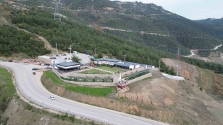 GÜRSU BELEDİYESİ'NİN ÖDÜLLÜ REHABİLİTASYON MERKEZİ SOKAK HAYVANLARINA HİZMET VERMEYE DEVAM EDİYOR