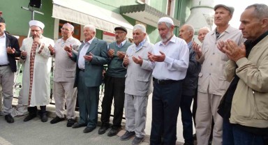 Hacı Adayları Dualarla Kutsal Topraklara Uğurlandı