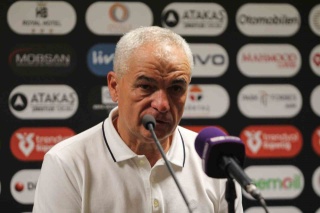 HATAYSPOR TEKNİK DİREKTÖRÜ RIZA ÇALIMBAY: BİREYSEL HATALARDAN DOLAYI MAÇI KAYBETTİK