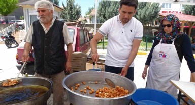 Hisarcık İlçe Devlet Hastanesi Personeliyle Geleneksel Lokma Hayrı