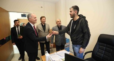 İnegöl Belediye Başkanı Alper Taban Sağlık Çalışanlarını Unutmadı