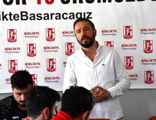 İSMET DENİZ, BALIKESİRSPOR'UN ESKİ YÖNETİMİNİ SAVUNDU