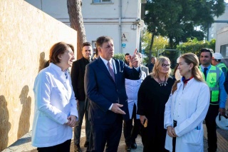İZMİR BÜYÜKŞEHİR BELEDİYESİ EŞREFPAŞA HASTANESİ'NDE YENİ EK HİZMET BİNASI İNŞAATI HIZLA YÜKSELİYOR