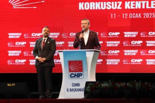 İZMİR'DE MAAŞ SORUNU ÇÖZÜLDÜ: ÖZEL VE TUGAY AÇIKLAMALARI