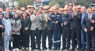 Karabük’te HAK-İŞ Konfederasyonuna bağlı sendikalar tarafından 1 Mayıs Etkinliği