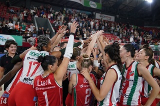 KARŞIYAKA, 3 BRANŞTA DA ÜST ÜSTE 3’TE 3 YAPTI