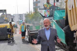 KOCASİNAN BELEDİYESİ YENİ İMAR ALANINDA YOL VE ASFALT ÇALIŞMALARINI SÜRDÜRÜYOR