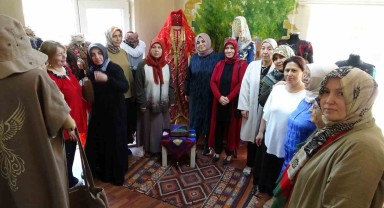 Kütahya'da El Emeği Giyim Sergisi