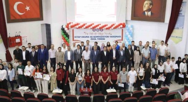 Kütahya'da Genç Beyinlere Kitap Okuma Yarışması Heyecanı